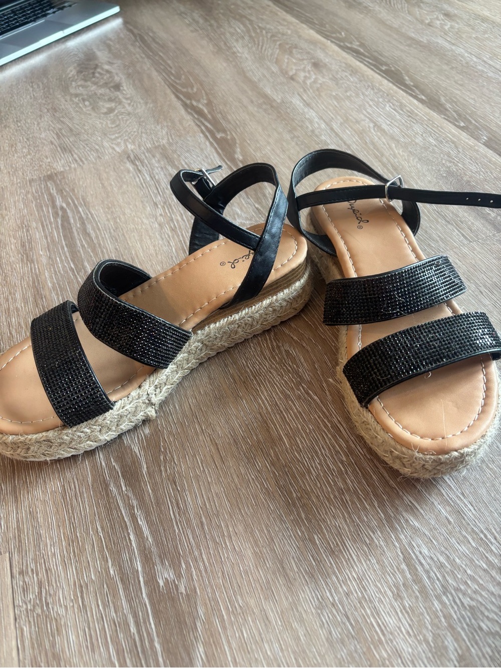 Qupid Black Strappy Espadrille Platform Sandals